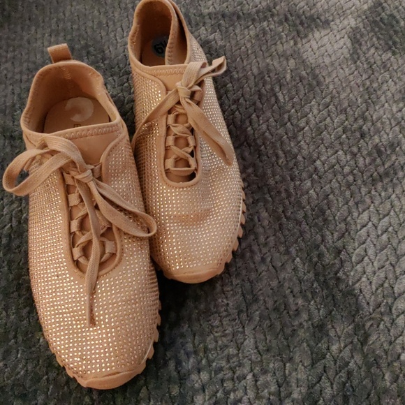 BCBGMaxAzria Shoes - Shoes